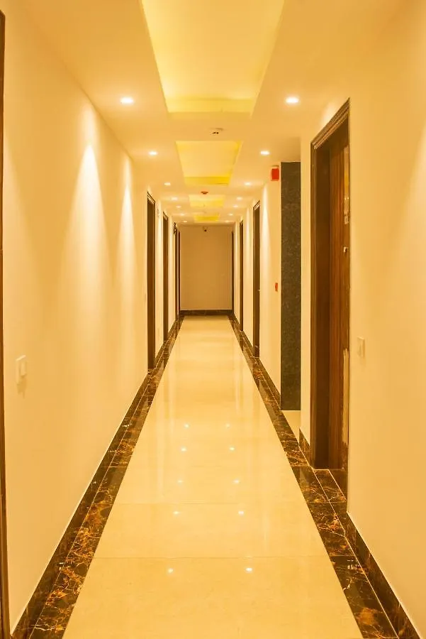 Hotel Posh Residency Huda City Center Gurgaon