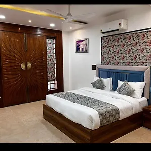 Rajmahal Suits Gurgaon
